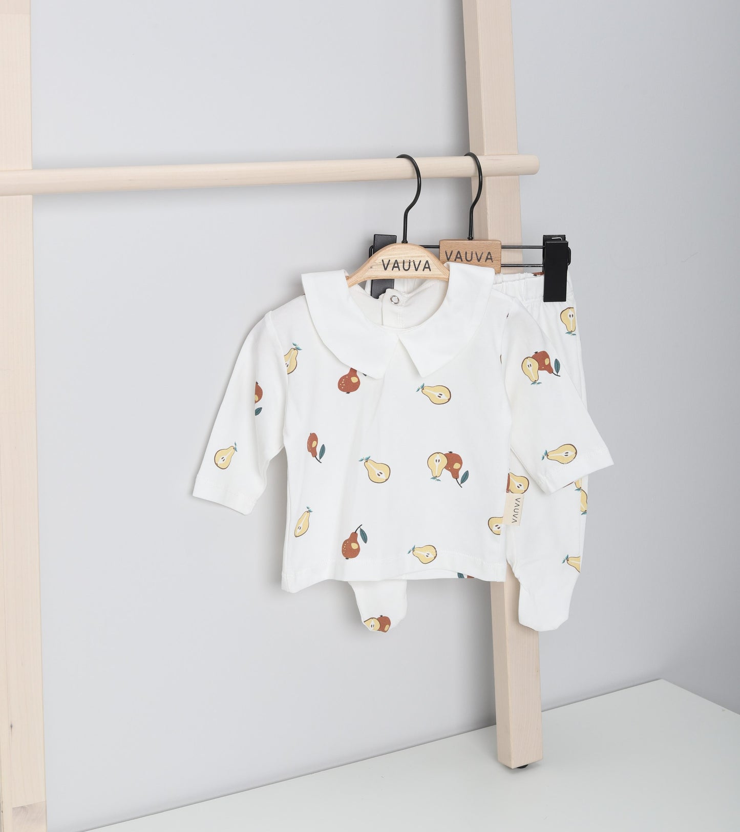 Newborn shirt set